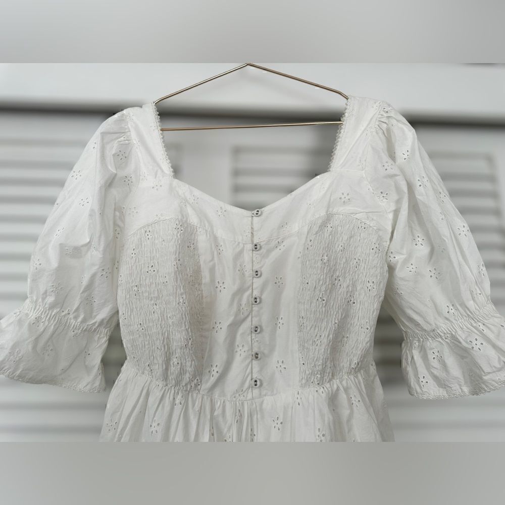 Spell Bo Mini Eyelet Dress Size M - Picture 14 of 14